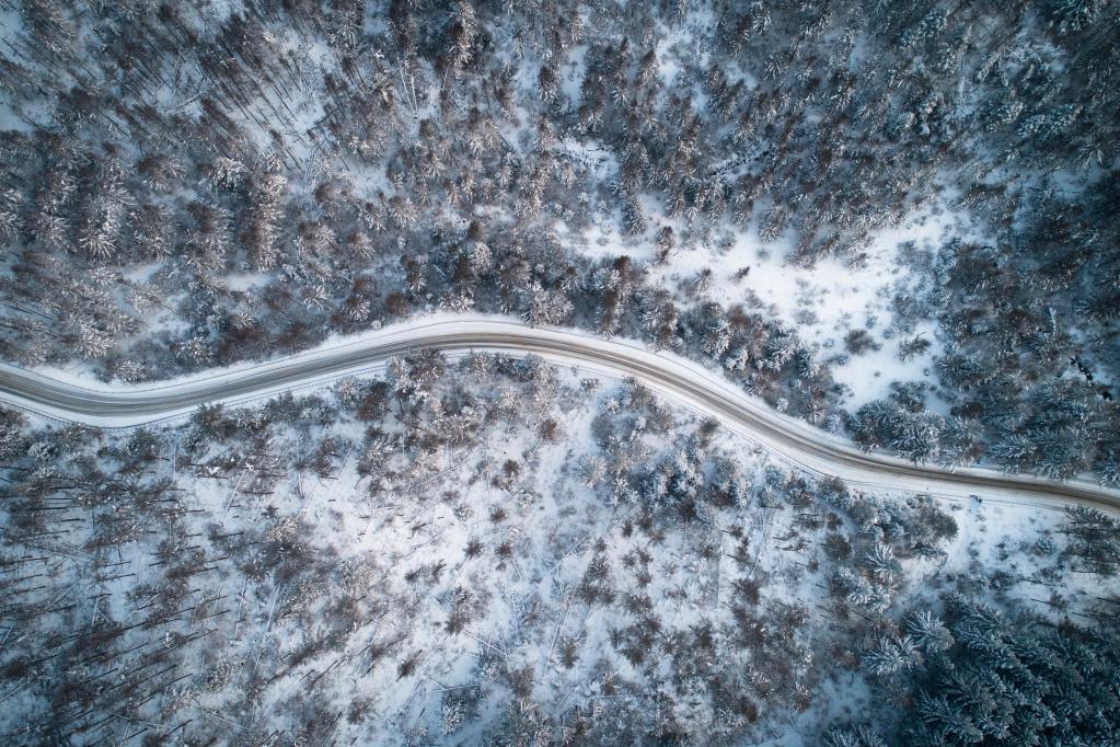 陜西寧陜：雪后風(fēng)光